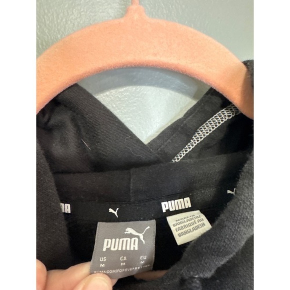 Black Crop Puma Sweatshirt - Picture 4 of 5